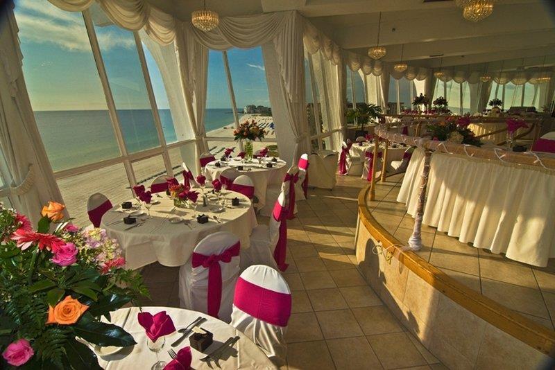 圣皮特领头羊海滩度假酒店 圣徒皮特海滩 餐厅 照片